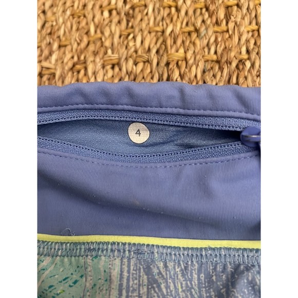 Lululemon speedup shorts Sz 4 - Picture 5 of 6